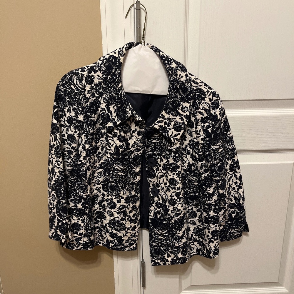 Talbots cream and navy floral jacket size 6